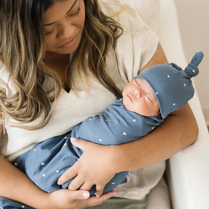 STRETCHY SWADDLES, HATS & BOWS