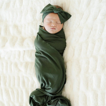 STRETCHY SWADDLES, HATS & BOWS
