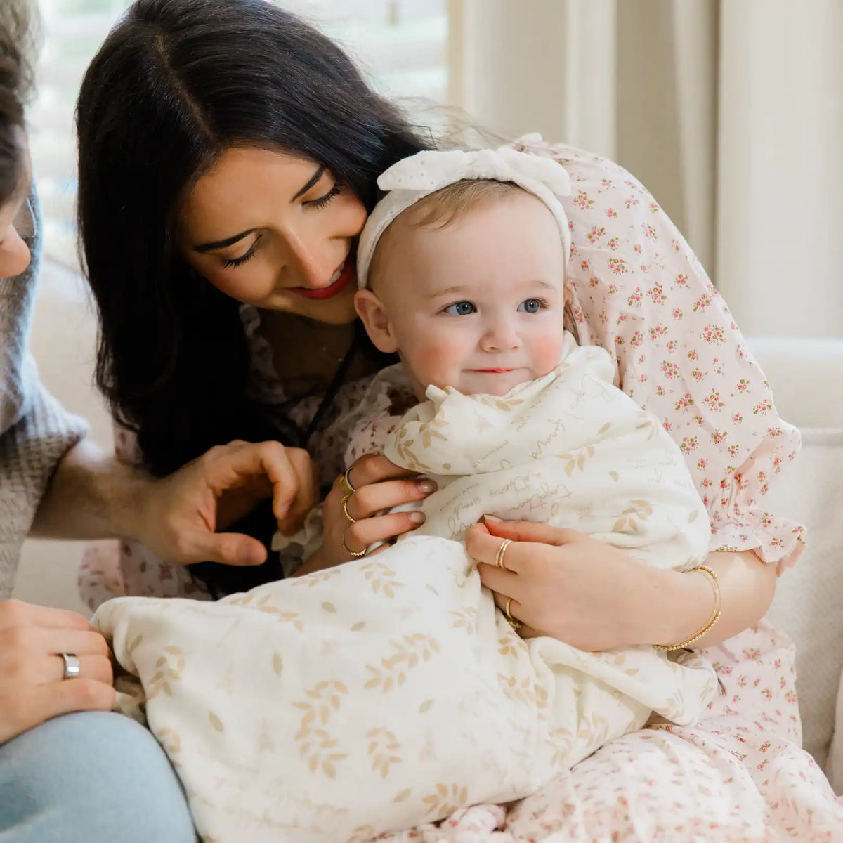 VICTORIA LAWSON BAMBOO RAYON MUSLIN/LUSH BLANKETS