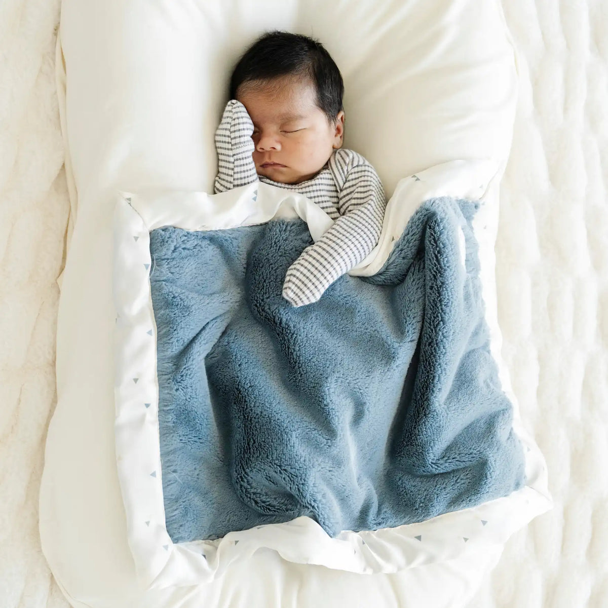 SATIN BACK MINI BLANKETS
