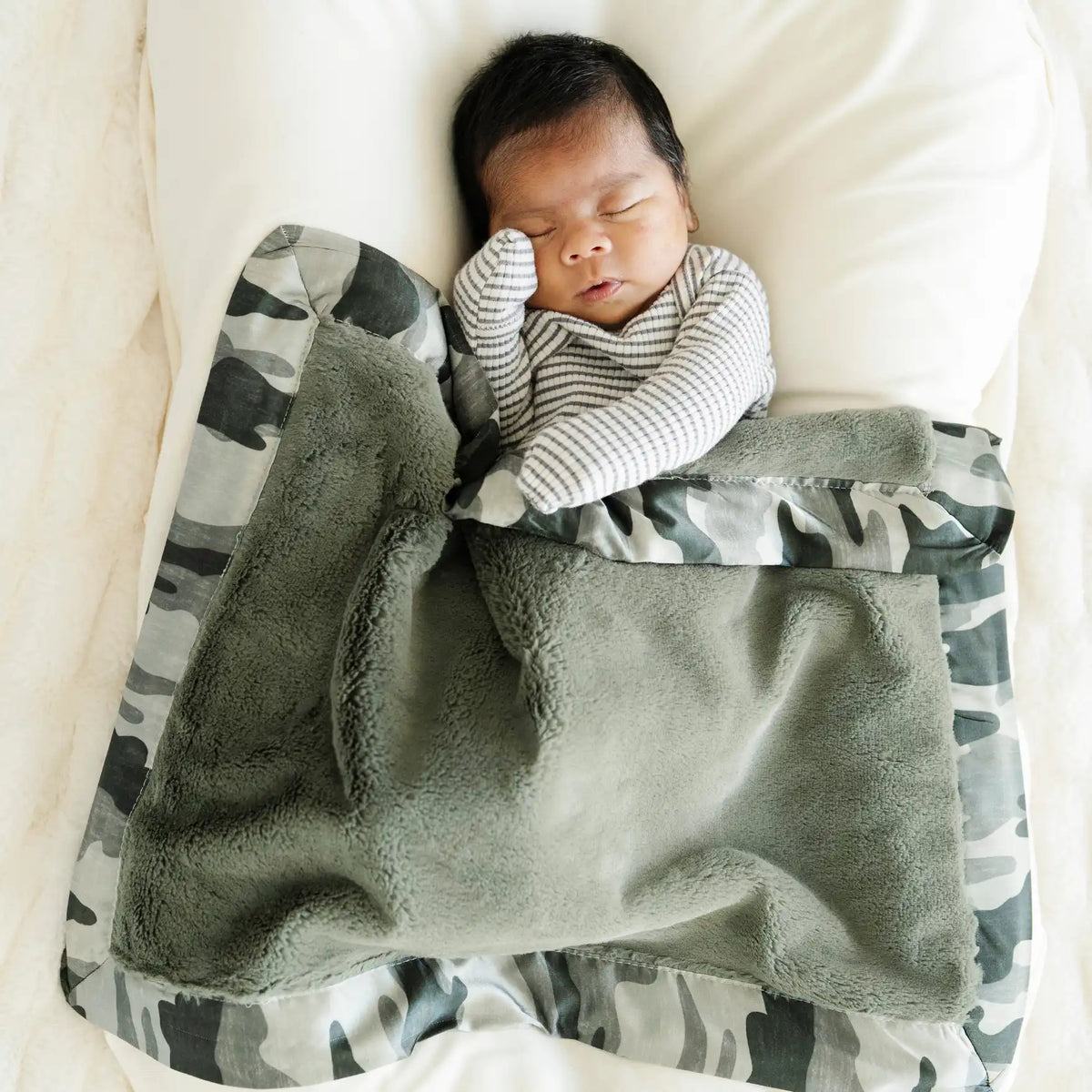 SATIN BACK MINI BLANKETS