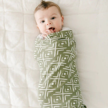 STRETCHY SWADDLES, HATS & BOWS