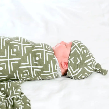 STRETCHY SWADDLES, HATS & BOWS