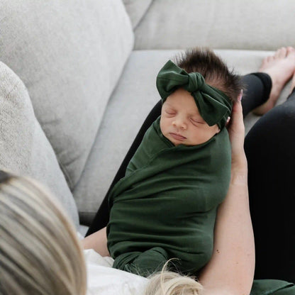 STRETCHY SWADDLES, HATS & BOWS