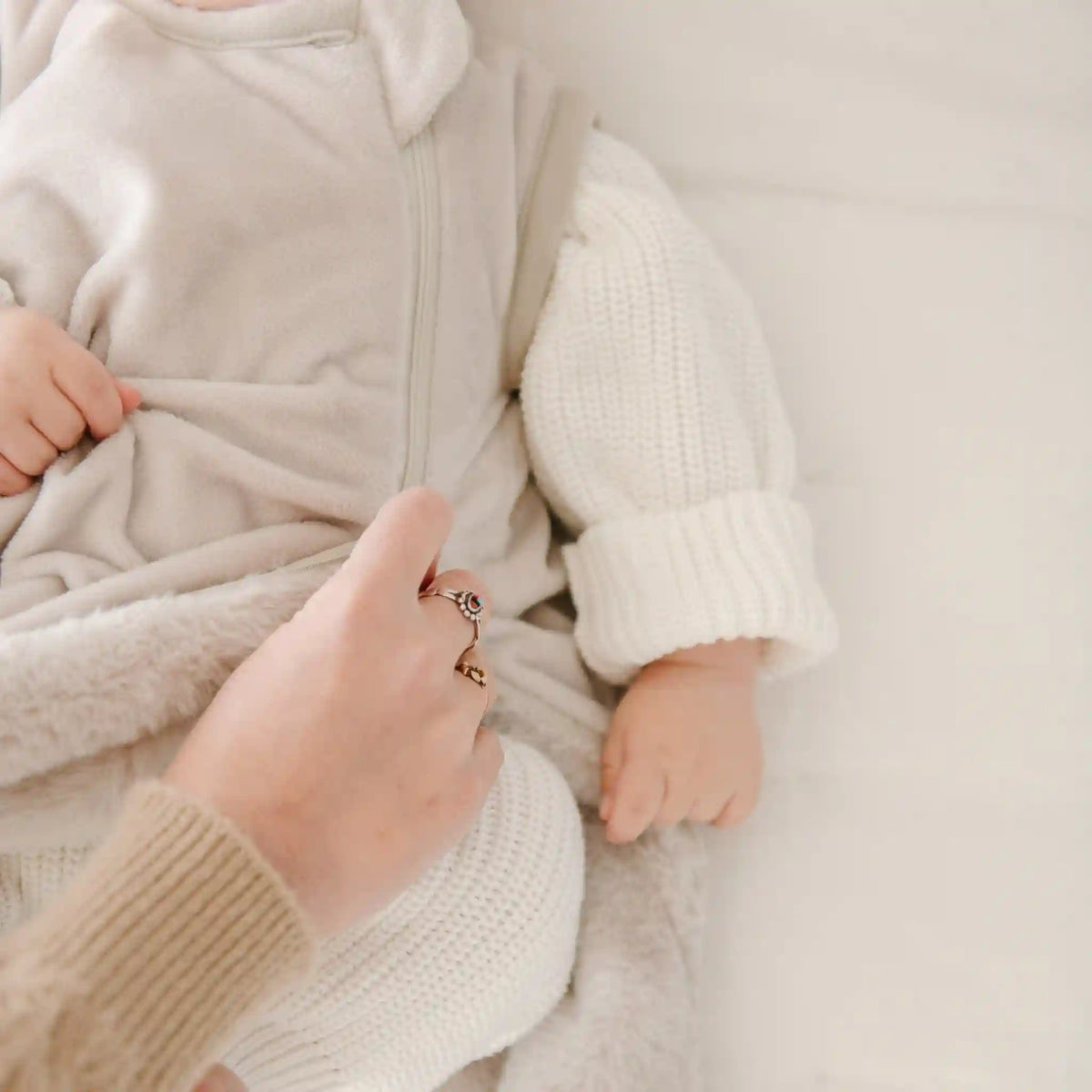 WEARABLE BLANKETS